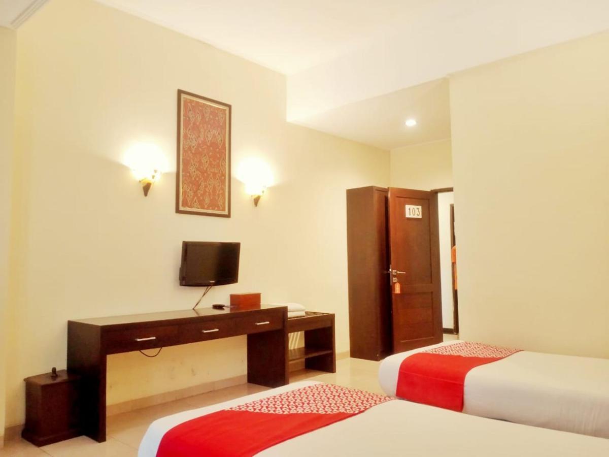 Oyo 90102 Edotel Hotel By Dbest Hospitality Bandung Eksteriør billede