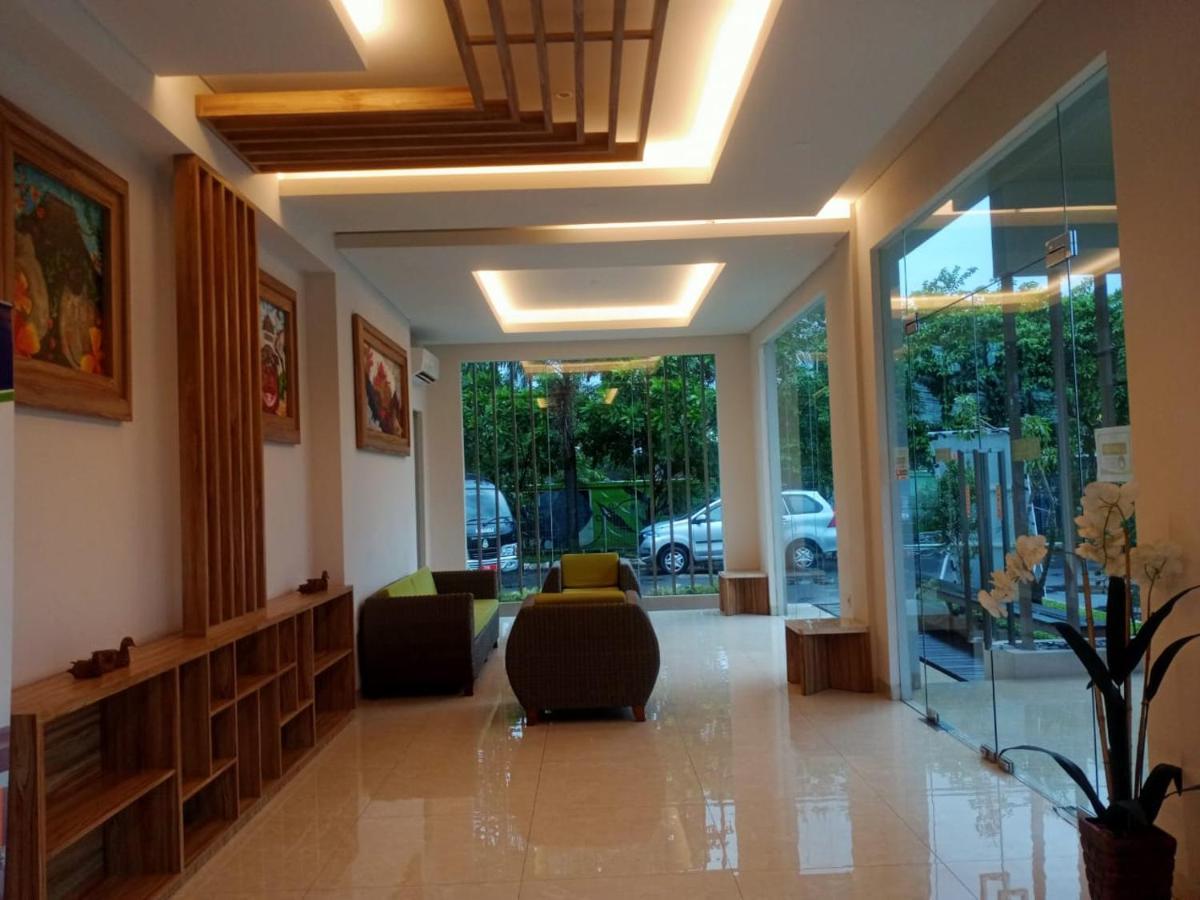 Oyo 90102 Edotel Hotel By Dbest Hospitality Bandung Eksteriør billede